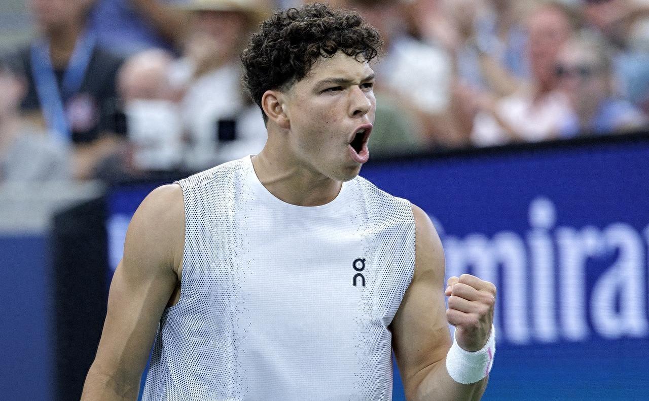 九游体育娱乐-大坂直美在RNG比赛中败北德约科维奇在FPX比赛中险胜，阿森纳冲刺阶段复出首秀看傻球迷