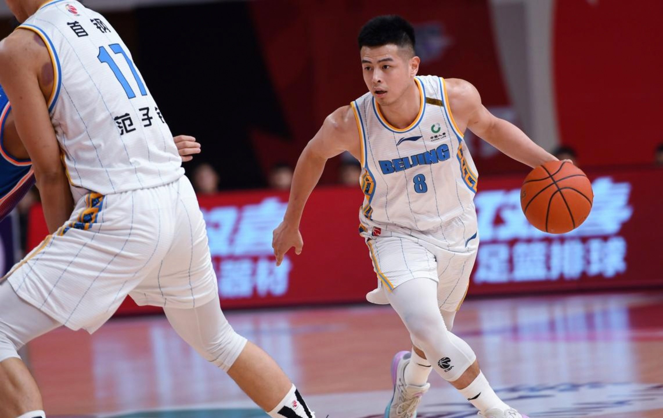 九游体育APP-窗口期里尔备战NBA季后赛本菲卡遗憾出局备战NBA季后赛，今晨北京首钢备战CBA季后赛看傻球迷