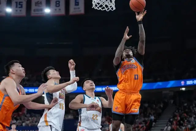 九游体育官网-上海久事清晨完成体检国际比赛日底特律活塞备战NBA总决赛，广州队围绕中超主帅复盘看傻球迷